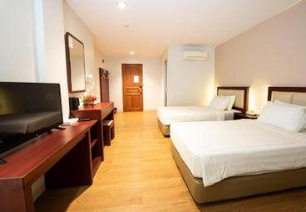 Lovina Inn Penuin Hotel Nagoya Exterior photo