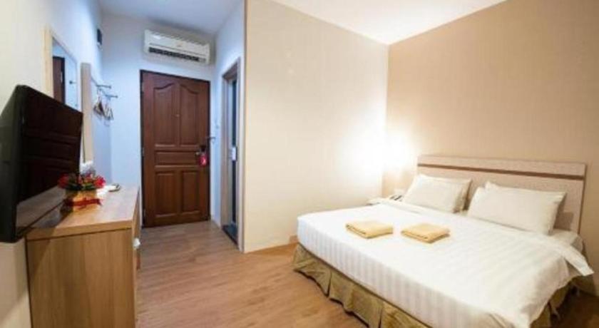 Lovina Inn Penuin Hotel Nagoya Exterior photo