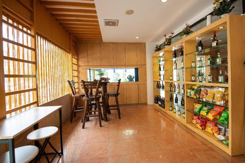 Lovina Inn Penuin Hotel Nagoya Exterior photo
